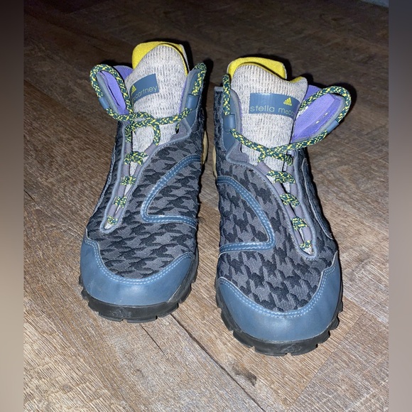 Stella McCartney for Addidas boost hiking boots - Picture 3 of 14